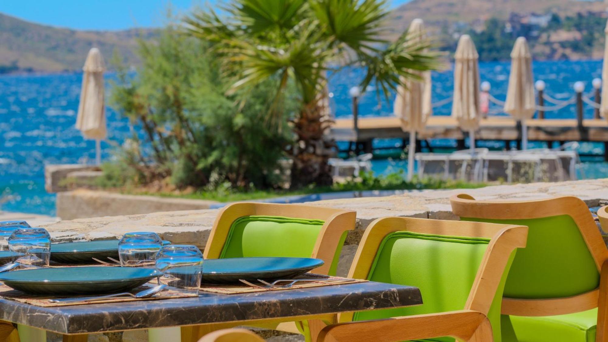 Lizbonia Hotel *